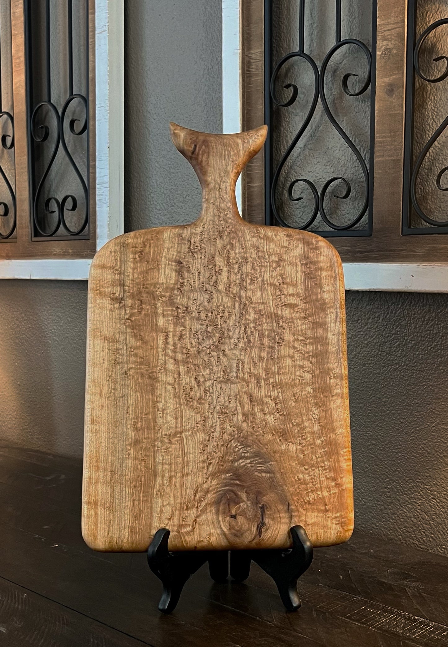 #115 Fish Tail Handle